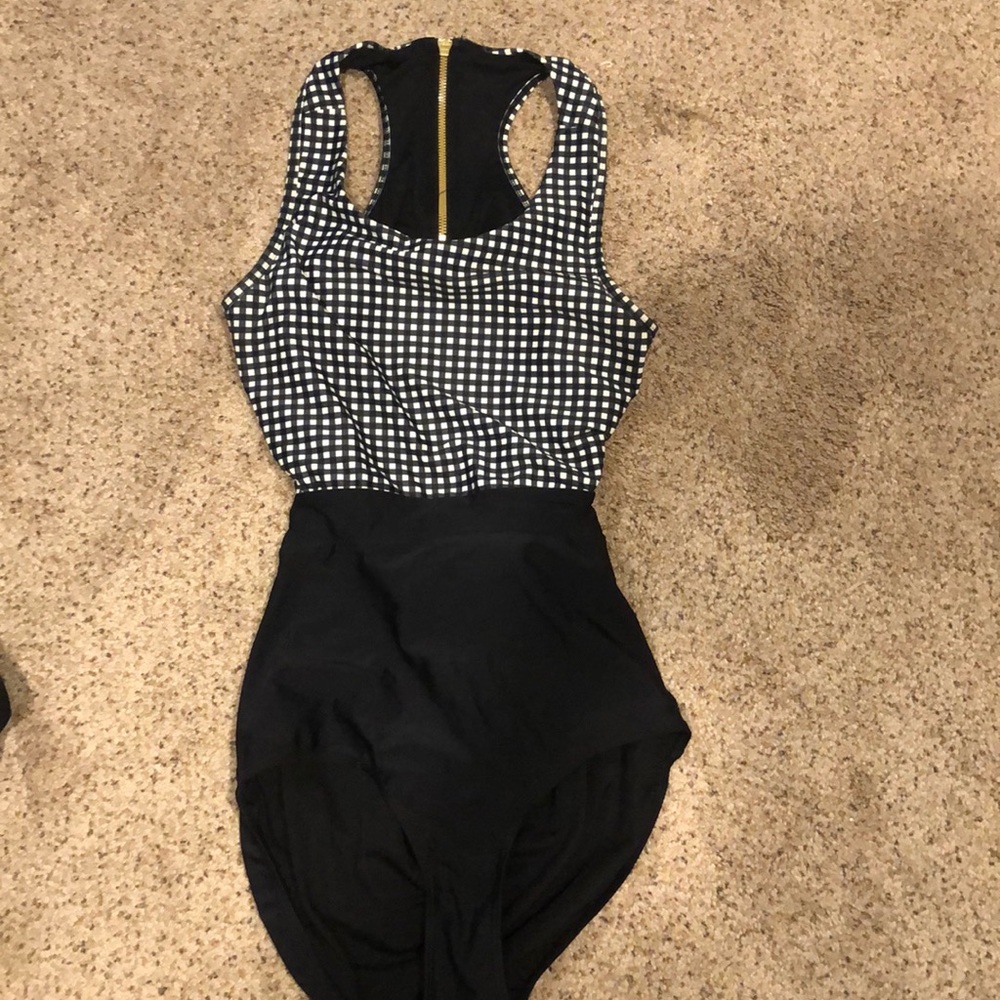 Albion Fit one piece (large)